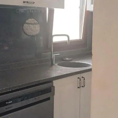Apartament Merkezi, Sahile Yakin, Tum Daire... Defne